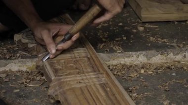Mastering the Wood - Precise Craftsmanship in Action