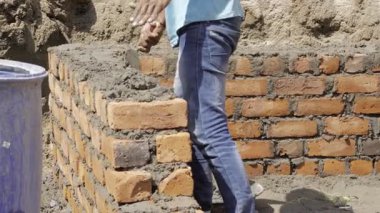 Efficient Bricklaying - Craftsmanship in Progress