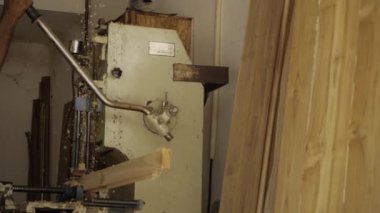 Unveiling the Heart of Woodwork - A Journey into the World of Timeless Wooden Machines