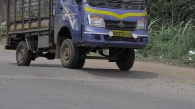 Blue Truck's Journey - A Street-Level View of Urban Transport