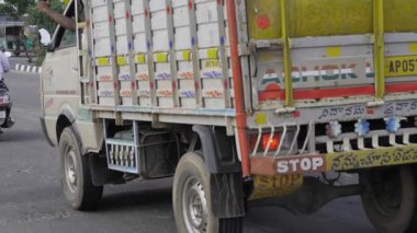 Stop Signs - A Guide to Visibility and Compliance