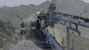 Efficient Rock Crushing Machine in Action - Mining Operations