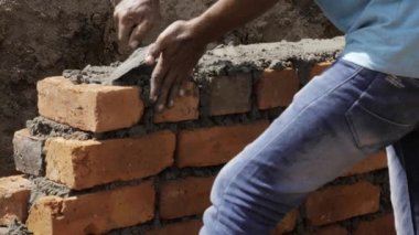 Efficient Bricks Laying - Mastering the Craft with Precision