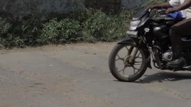 Scenic Ride - A Moment of Bliss on Two Wheels