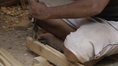 Precision Woodcutting - Expert Hands at Work