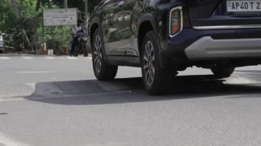 Serene Urban Drive - A Journey Through City Streets