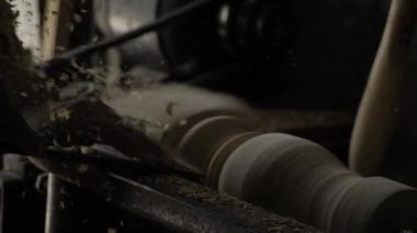 Crafting Precision - A Journey into the World of Wooden Ring Turning