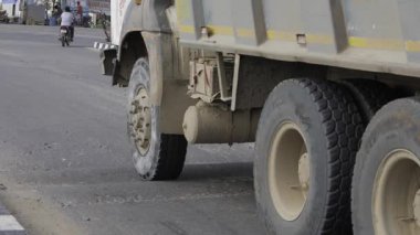 Driving the Dump - Tire-ific Traction on the Asphalt