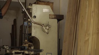A Journey Into the Heart of Woodworking - An Up-Close Look at the Craft's Machines