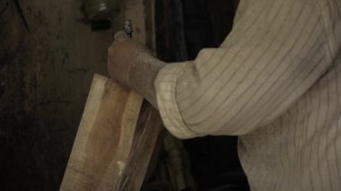 Masterful Woodworking - A Craftsman's Precision