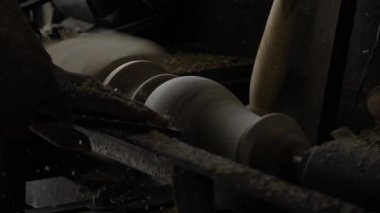 Mastering the Craft - The Art of Woodturning