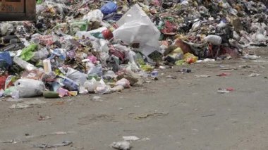 Emergency Garbage Cleanup - Clearing Your Property of Trash and Debris