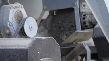 Revolutionizing Construction - The Ultimate Guide to the Latest Construction Equipment