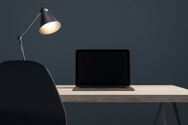 Ahşap masadaki dizüstü bilgisayarla karanlık tasarımlı ofis masasını kapat. 3B Hazırlama