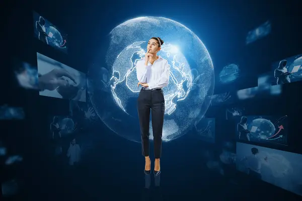 Gjennomtenkt Ung Europeisk Forretningskvinne Med Glødende Digital Globus Hologram Blå stockfoto
