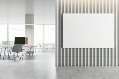 Duvardaki boş poster modern ofis içinde, soyut tarzda, gri arka planda. Sunum kavramı. 3B Hazırlama