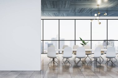 Beyaz sandalyeli modern konferans odası, minimalist tarzda, şehir manzaralı arka plan. İş görüşmesi kavramı. 3B Hazırlama