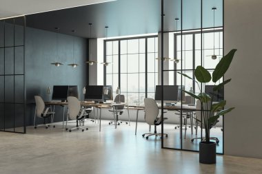 Minimalist mobilyaları, cam bölmeleri ve şehir manzarasına bakan büyük pencereleri olan çağdaş ofis alanı. 3B Hazırlama