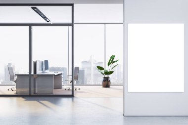 Beyaz duvarında dikey boş poster çerçevesi olan boş ofis odası, modern mobilyalar ve camdan şehir manzarası. 3B Hazırlama