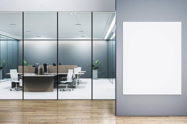 Çağdaş ofis odası içi cam duvarlar, ahşap zemin ve gri duvarda iş modeli veya tasarım sunumu için boş tuval posteri. 3B Hazırlama