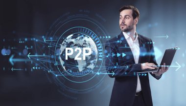 Laptop ve dijital P2P dünya arayüzü, modern neon mavi arkaplan, küresel eş-eş teknoloji iletişimi kavramı