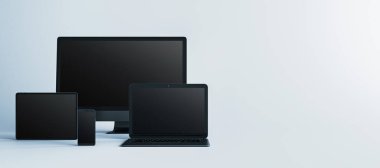 Monitör, laptop, tablet ve akıllı telefon dahil olmak üzere birden fazla dijital cihaz modeli, açık arkaplanda en az tarz. Sunum konsepti. 3B Hazırlama