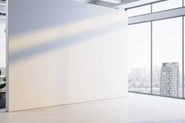 Geniş modern ofiste boş beyaz bir duvar. Büyük cam pencereli ve şehir manzaralı. Kurumsal model görüntüleme konseptinin 3B oluşturulması