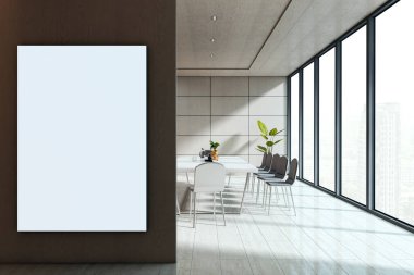 Modern ofis içinde, içi aydınlık zeminli, büyük pencereli ve temiz toplantı odası kurulumlu karanlık ahşap duvarda boş bir poster şablonu. 3B Hazırlama