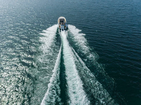 Моторная Яхта Навигации Вид Воздуха — стоковое фото