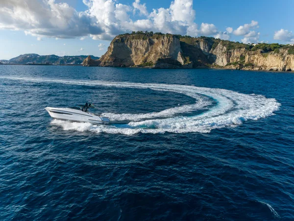 Flygfoto Över Lyxyacht Medelhavet Havet Napolikusten — Stockfoto