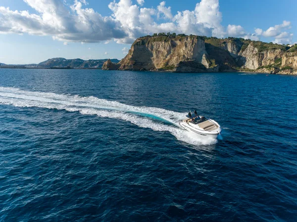 Flygfoto Över Lyxyacht Medelhavet Havet Napolikusten — Stockfoto