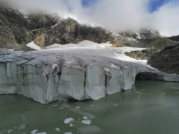 Glaciar Fellaria Italia 2022 Fotos de stock