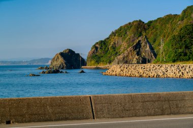Japonya, Kyushu, Nagasaki 'deki sahil şeridi manzarası