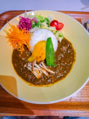 Japon sebzeli pilav tabağı.