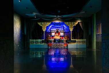 Ulaanbaatar, Moğolistan - 14 Ağustos 2024 - Chingeltei 'deki bir müze olan Chinggis Khaan Ulusal Müzesi Sahnesi' nde 10,000 'den fazla eser sergilenmektedir. 