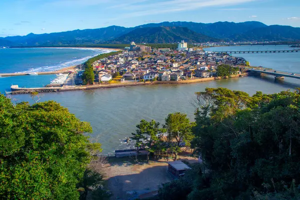 Karatsu Körfezi, Karatsu Kalesi, Karatsu, Saga, Kyushu, Japonya manzaralı.