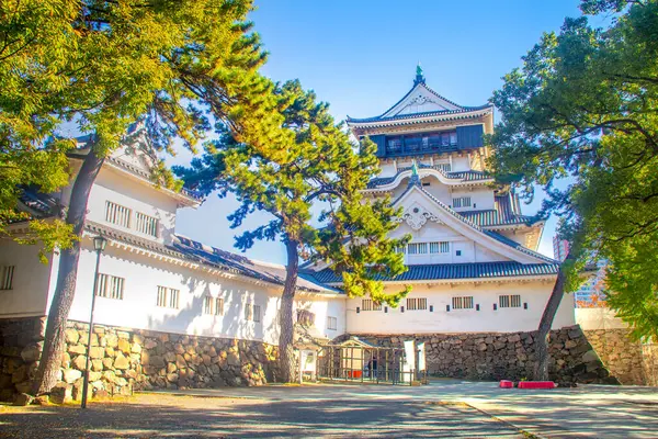 Kitakyushu 'da bir kale olan Kokura Kalesi Hosokawa Tadaoki, Fukuoka, Kyushu, Japonya tarafından inşa edilmiştir.