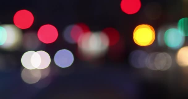 Bokeh Ulicznych Świateł Wieczornych Nocne Miasto Światłami Samochodowymi — Wideo stockowe
