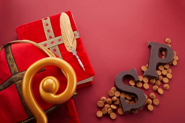 Vacanza Olandese Sinterklaas Sfondo Con Mitra Mijter Personale Libro Dolci — Foto Stock