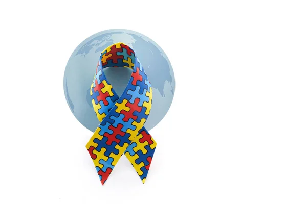 Mondo Autismo Consapevolezza Orgoglio Giorno Mese Con Nastro Modello Puzzle — Foto Stock