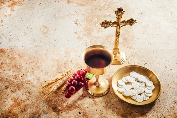 Easter Communion Still Life Chalice Wine Bread — Stock Photo, Image