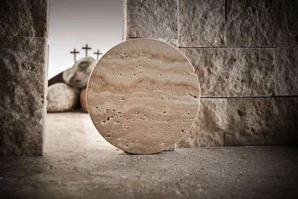 Tomba Vuota Mentre Luce Splende Dall Esterno Risurrezione Gesù Cristo — Foto Stock