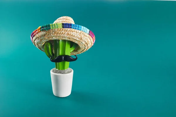 Fondo Vacaciones Cinco Mayo Cactus Sombrero Sombrero Sobre Fondo Verde — Foto de Stock