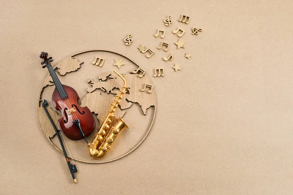 Gelukkige Wereld Muziekdag Muziekinstrumenten Met Een Globe Achtergrond — Stockfoto