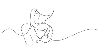 Anne, yeni doğan bebeği kucaklıyor. Sürekli bir çizgi, sükunet anı, elle çizilmiş minimalizm.