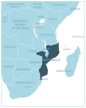 Mozambik - mavi harita komşu ülkeler ve isimler. Vektör illüstrasyonu
