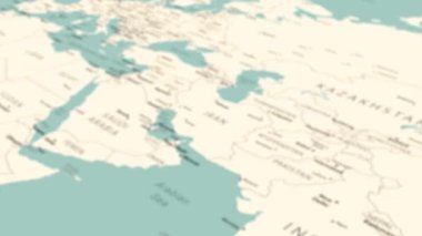 Dünya haritasında İran. Pürüzsüz harita dönüşü. 4K canlandırması.