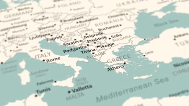 Arnavutluk Dünya Haritasında Pürüzsüz Harita Dönüşü Canlandırması — Stok video