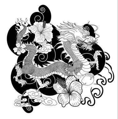 Geleneksel kiraz çiçekli Japon ejderhası ve dövme tasarımları için el çizimi Çin ejderhası gömleğe basmak için. Beyaz izole arkaplanı boyamak için ejderha vektörünün güzel çizgisi.