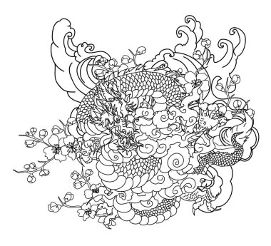 Bulutlu Çin Ejderhası dövmesi.